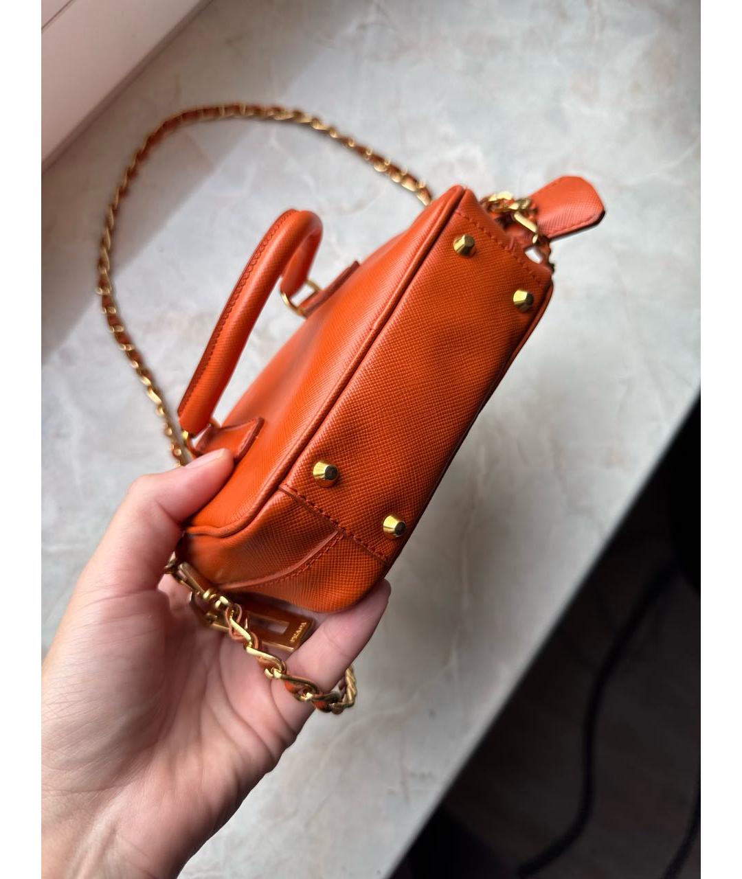 PRADA Оранжевая кожаная сумка через плечо, фото 5