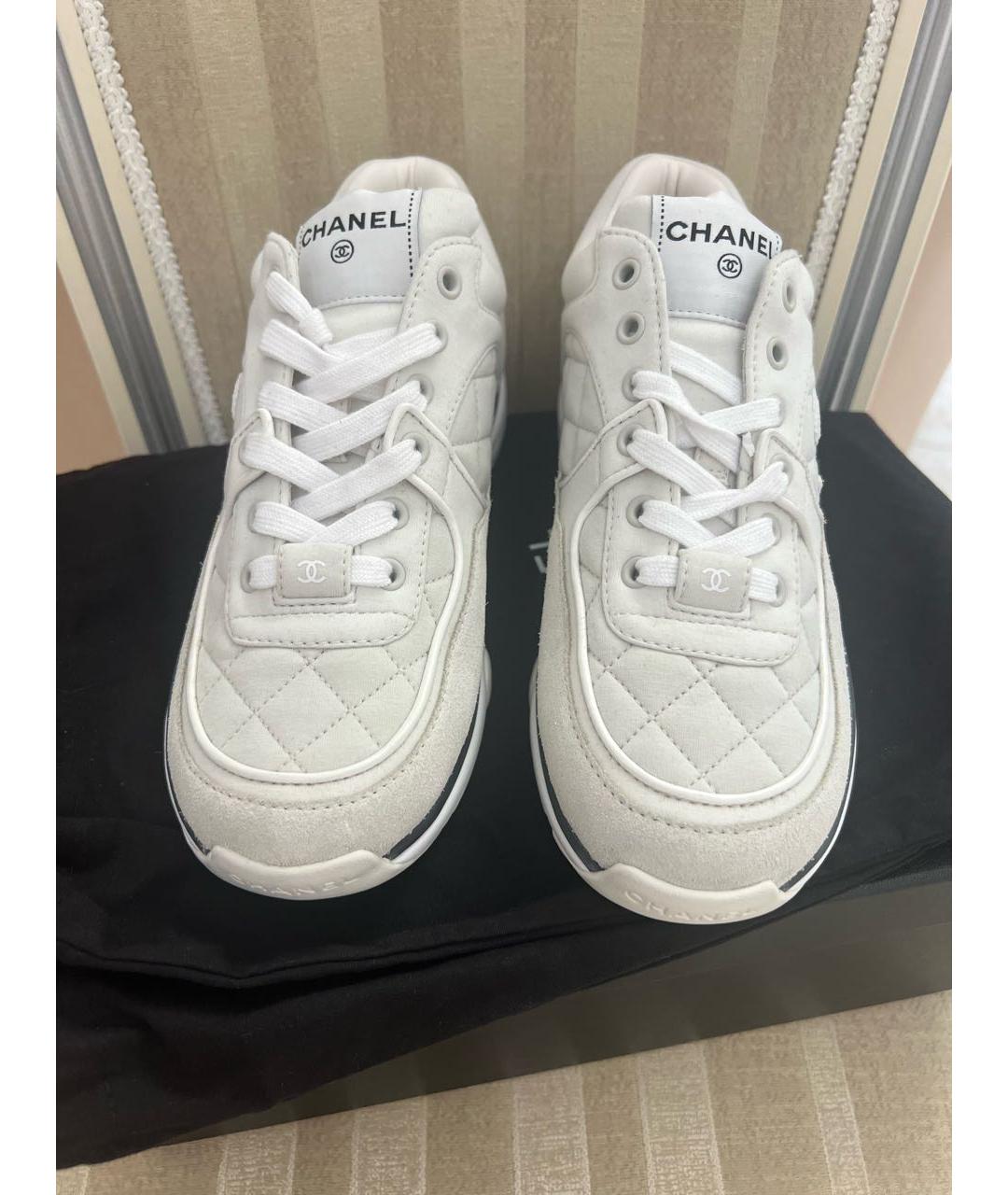 CHANEL Серые замшевые кроссовки, фото 4