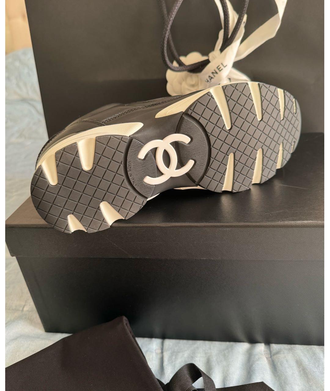 CHANEL Черные кожаные кроссовки, фото 3