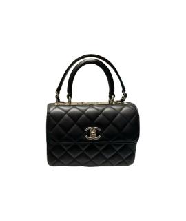 CHANEL Сумка через плечо