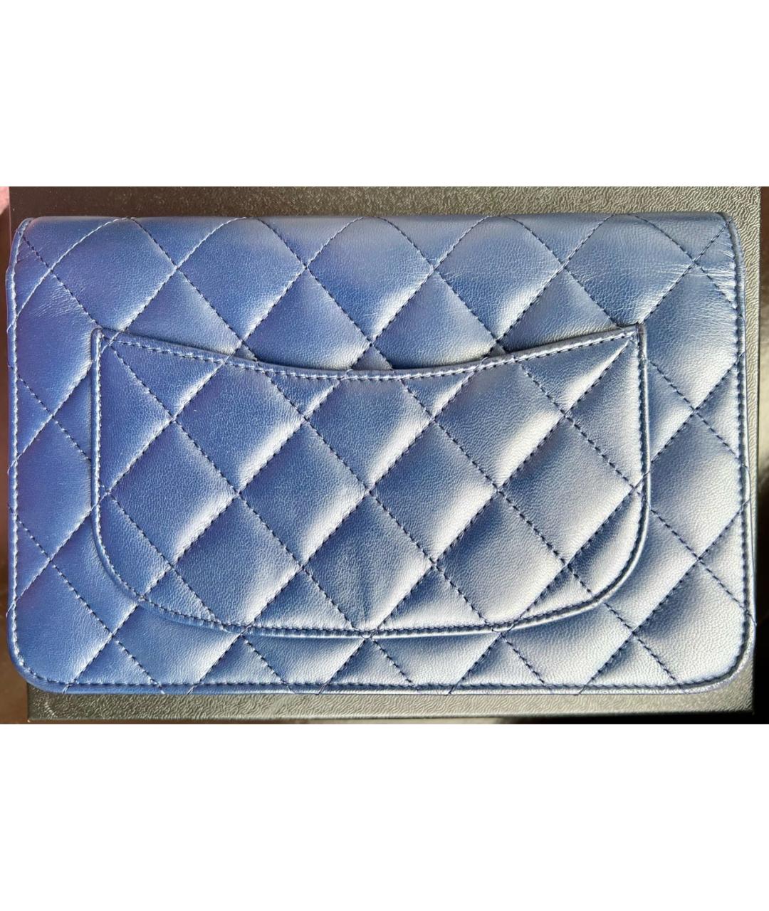 CHANEL Темно-синяя кожаная сумка через плечо, фото 3