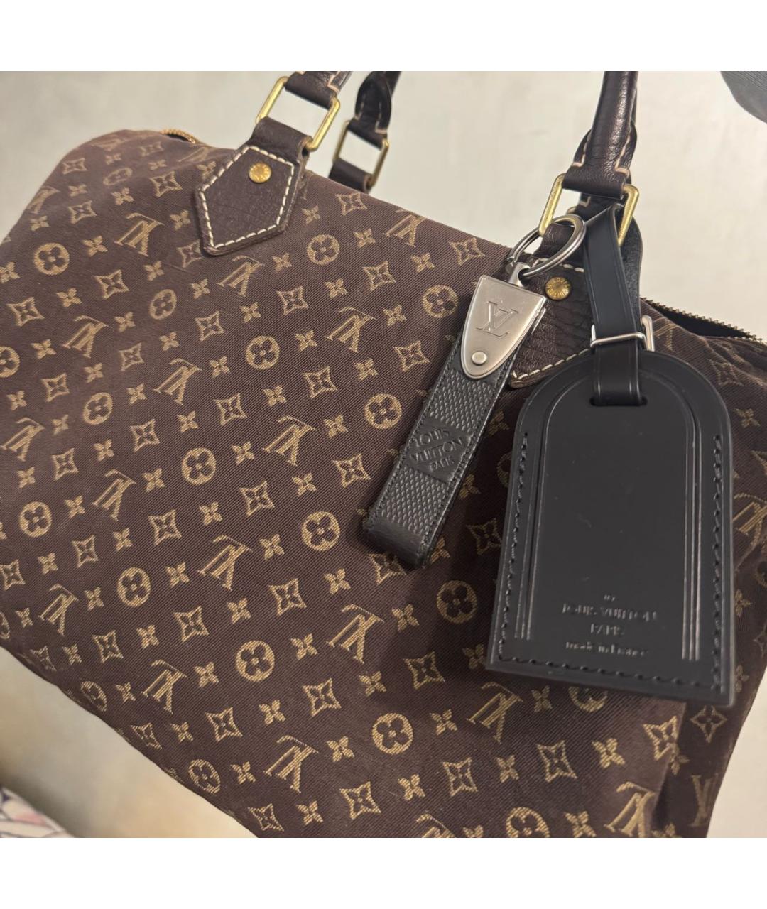 LOUIS VUITTON Черный брелок, фото 3