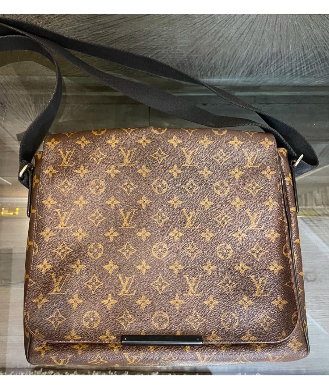 LOUIS VUITTON Коричневая сумка на плечо из искусственной кожи, фото 4