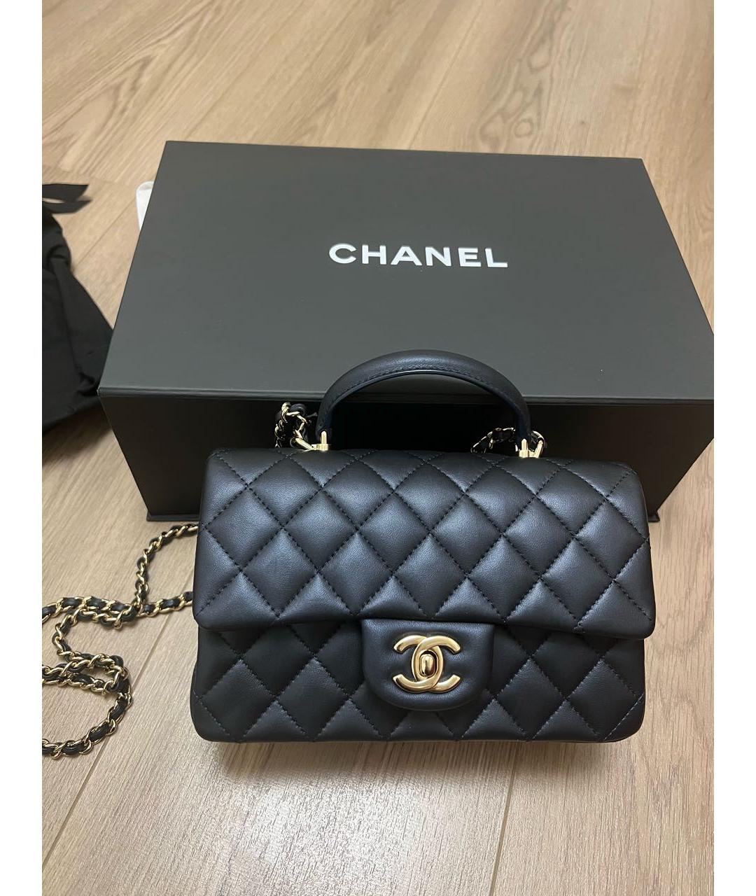 CHANEL Черная кожаная сумка с короткими ручками, фото 7