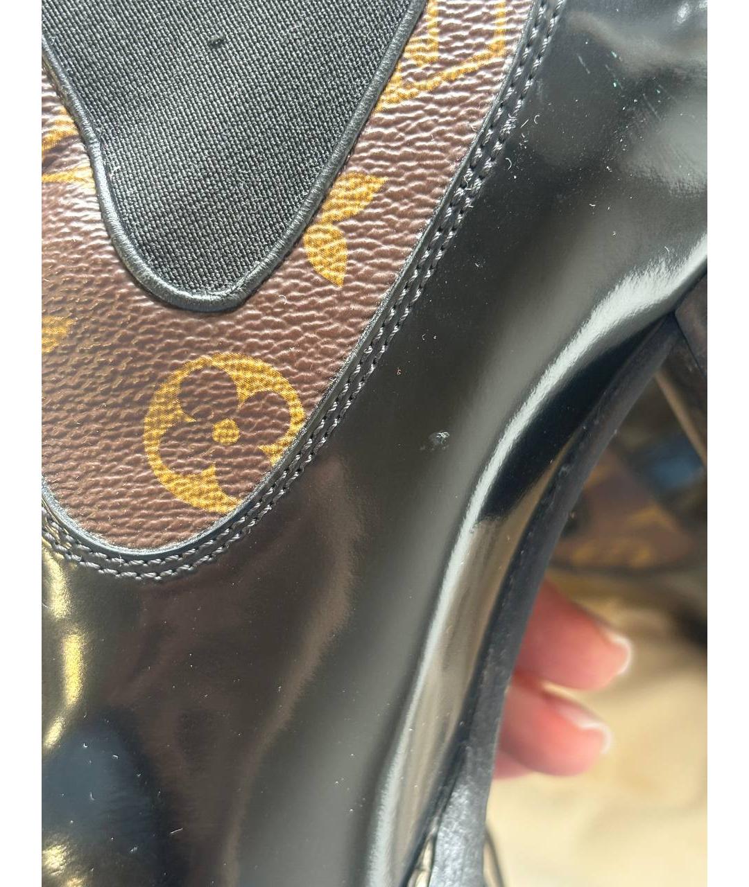 LOUIS VUITTON Черные ботильоны из лакированной кожи, фото 9