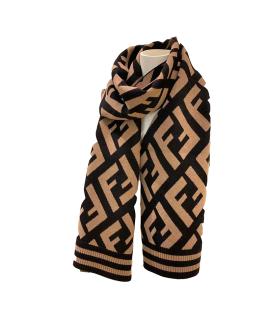 FENDI Шарф