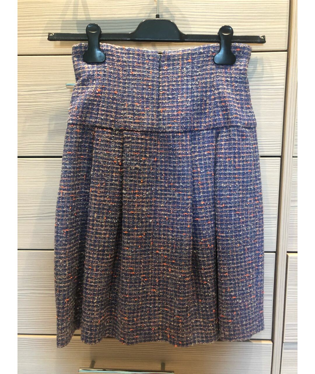 CHANEL PRE-OWNED Фиолетовая твидовая юбка миди, фото 2