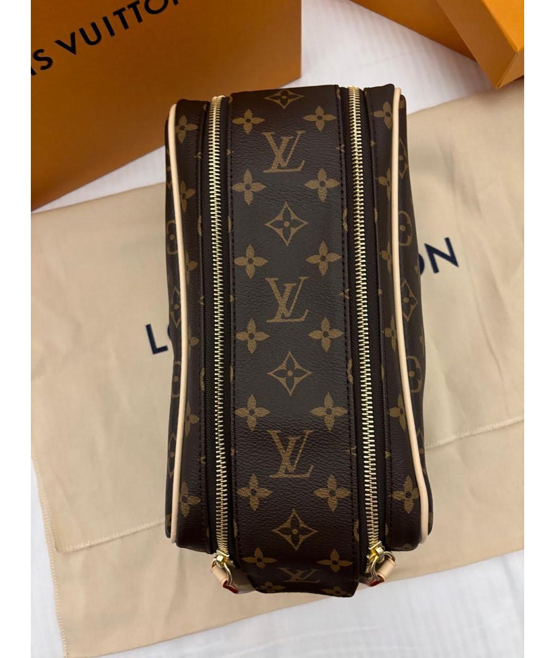 LOUIS VUITTON Коричневая косметичка, фото 3