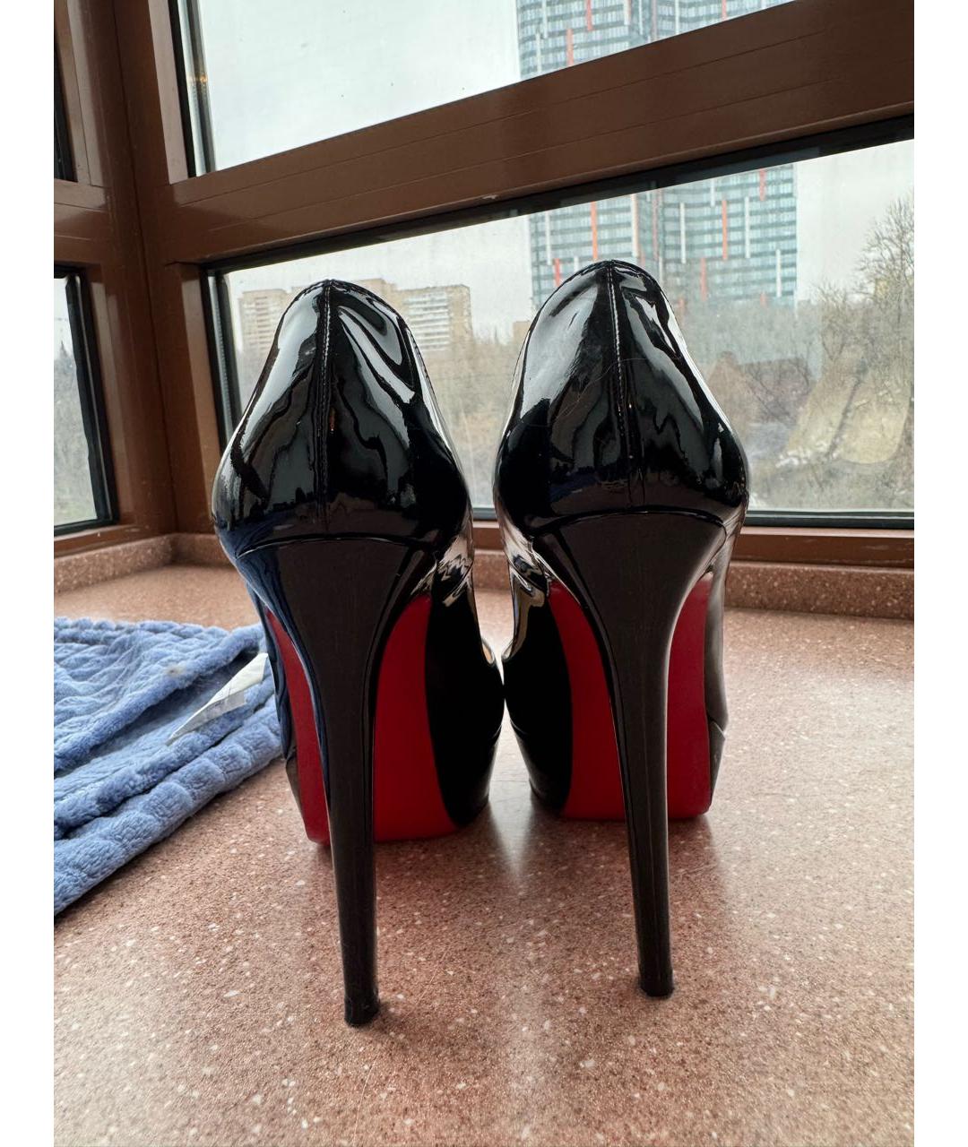 CHRISTIAN LOUBOUTIN Черные кожаные туфли, фото 4