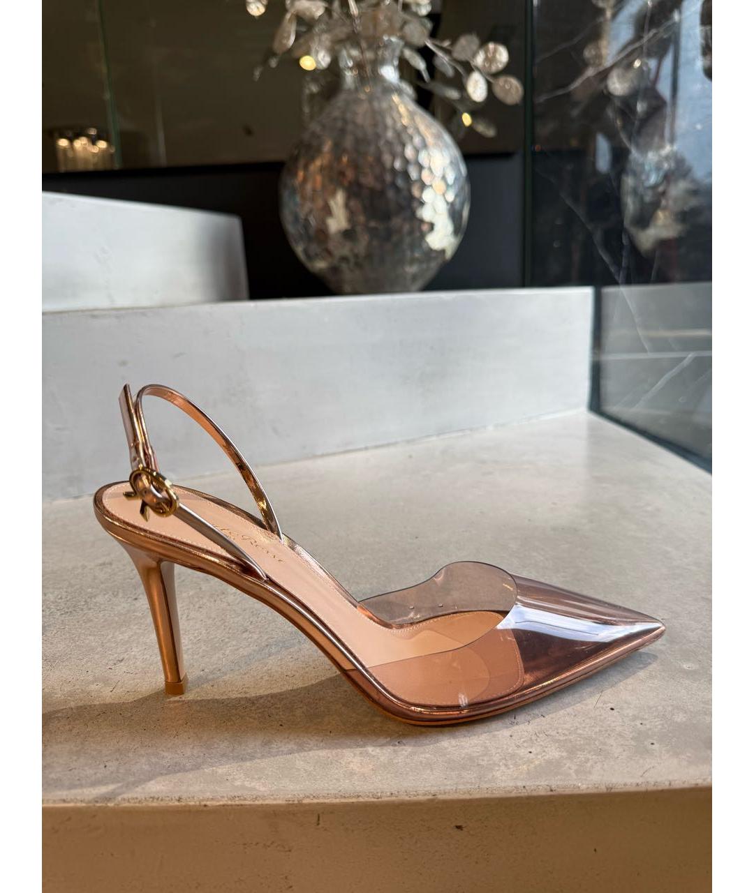GIANVITO ROSSI Золотые кожаные туфли, фото 8