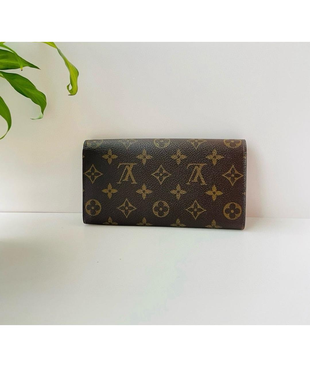 LOUIS VUITTON Коричневый кожаный кошелек, фото 3