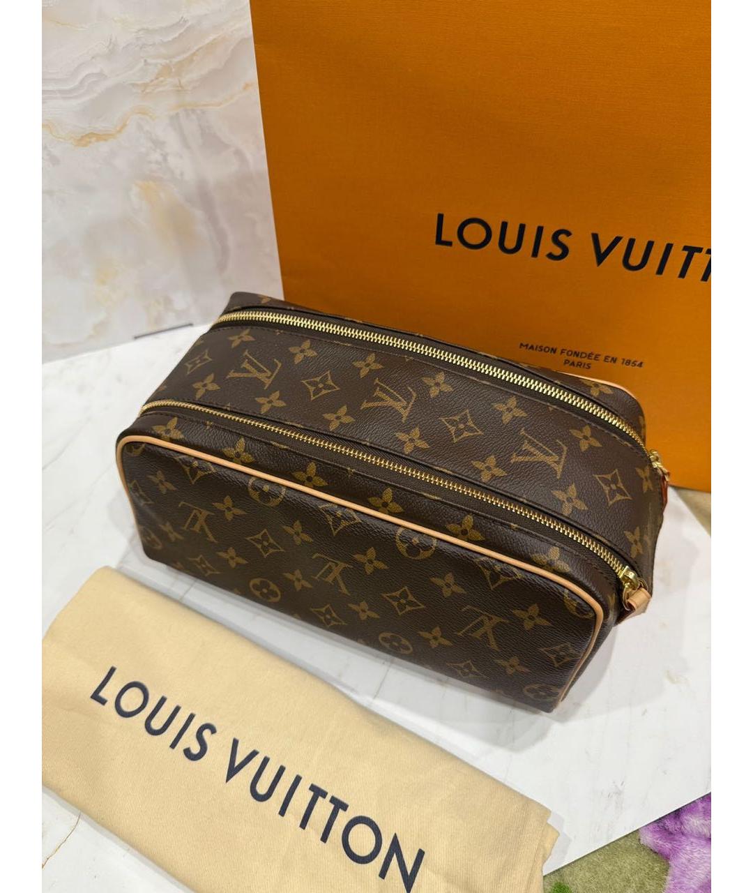 LOUIS VUITTON Коричневая косметичка, фото 8