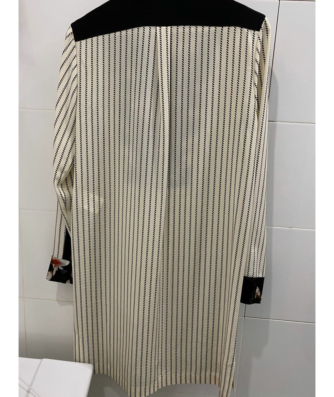 GIVENCHY Бежевое шелковое повседневное платье, фото 2
