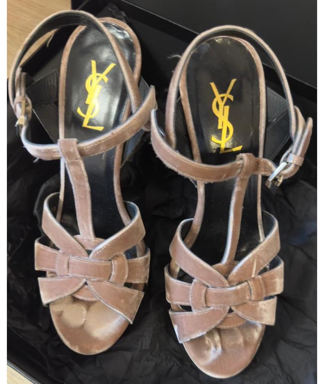 SAINT LAURENT Бежевые бархатные босоножки, фото 2