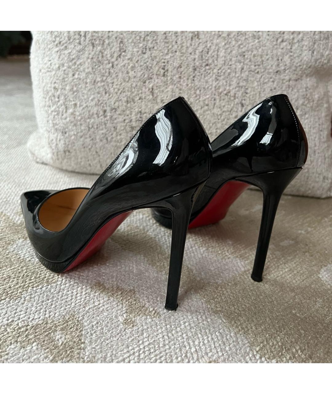 CHRISTIAN LOUBOUTIN Черные туфли из лакированной кожи, фото 4