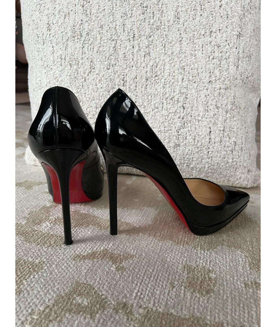 CHRISTIAN LOUBOUTIN Черные туфли из лакированной кожи, фото 2