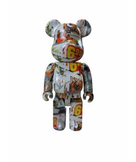 BEARBRICK Скульптура