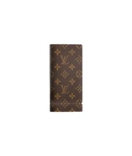 LOUIS VUITTON Обложка/футляр