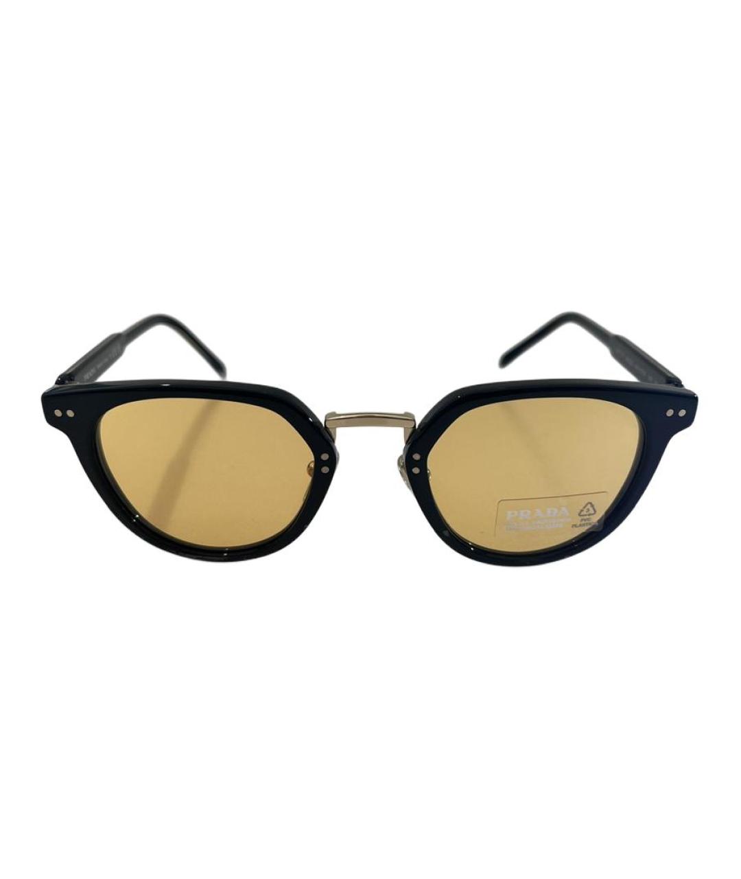 PRADA Черные пластиковые солнцезащитные очки, фото 1