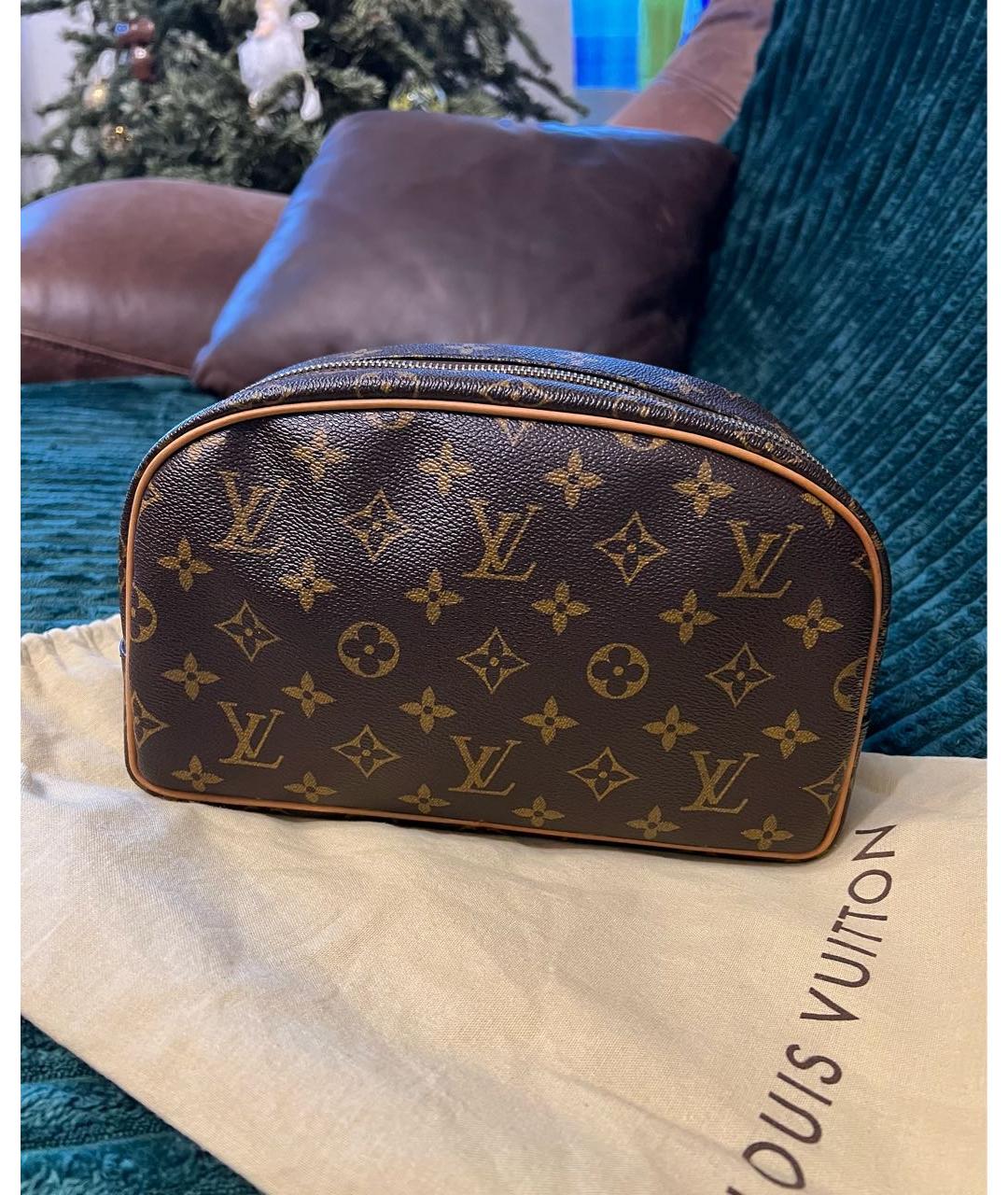 LOUIS VUITTON Коричневая косметичка, фото 9