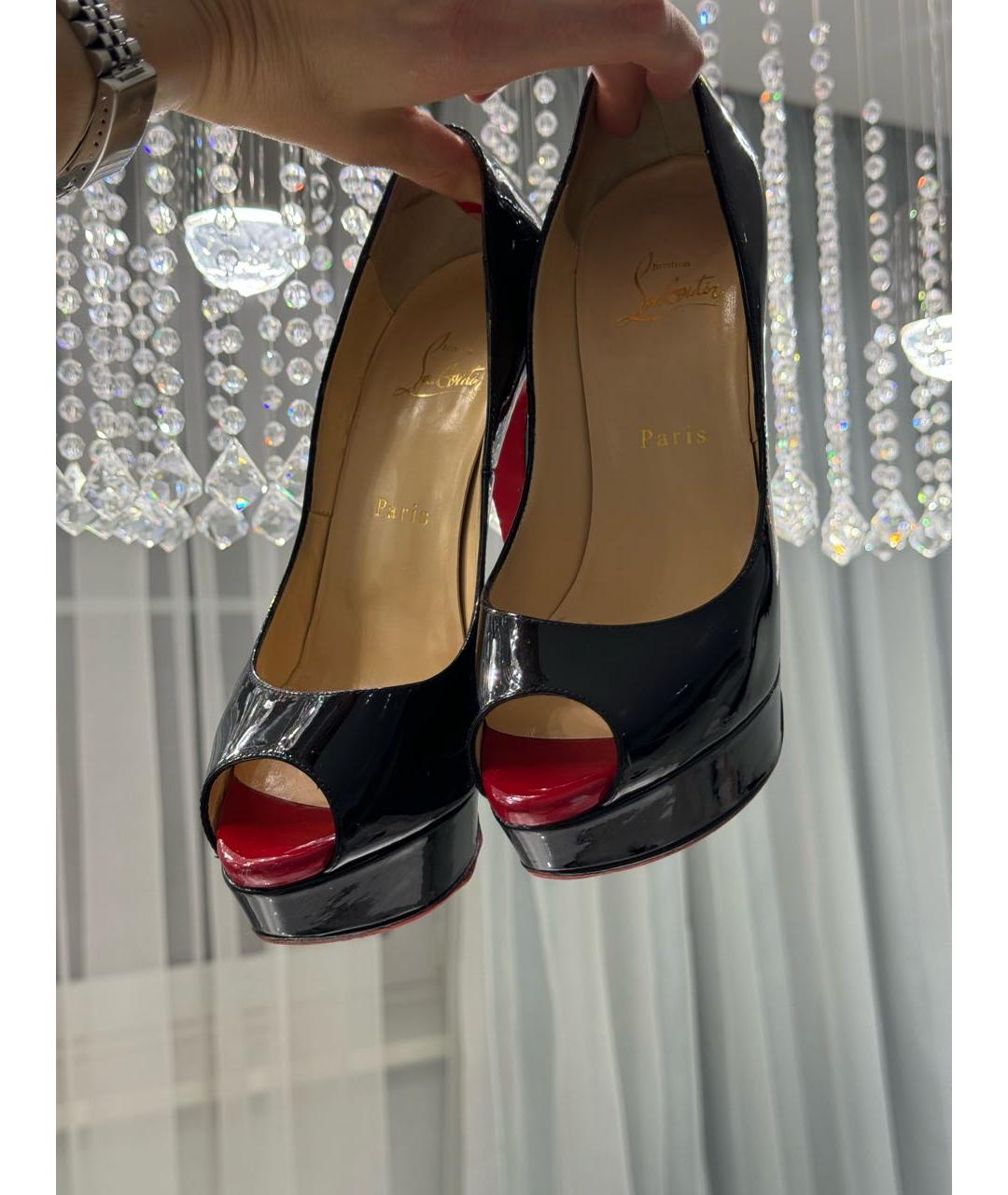 CHRISTIAN LOUBOUTIN Черные туфли из лакированной кожи, фото 6