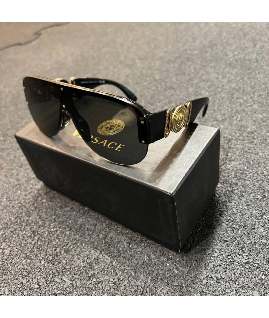 VERSACE Черные пластиковые солнцезащитные очки, фото 4