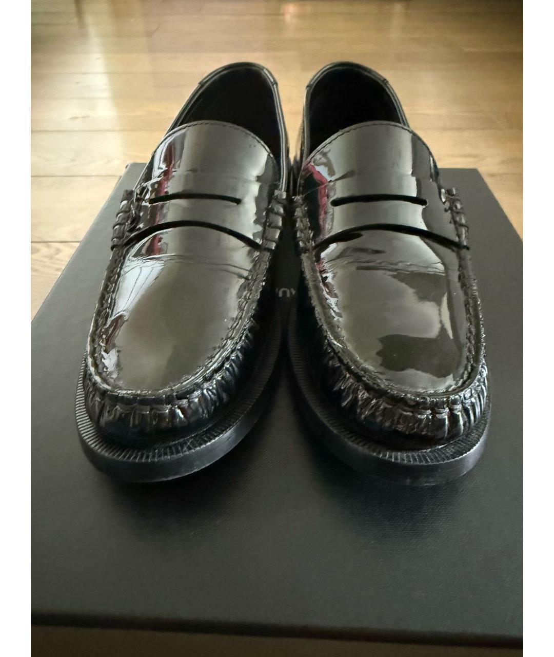 SAINT LAURENT Черные лоферы из лакированной кожи, фото 4