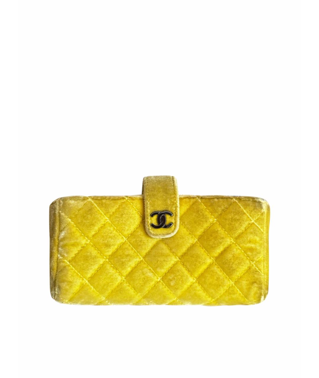 CHANEL Желтая бархатная сумка через плечо, фото 1