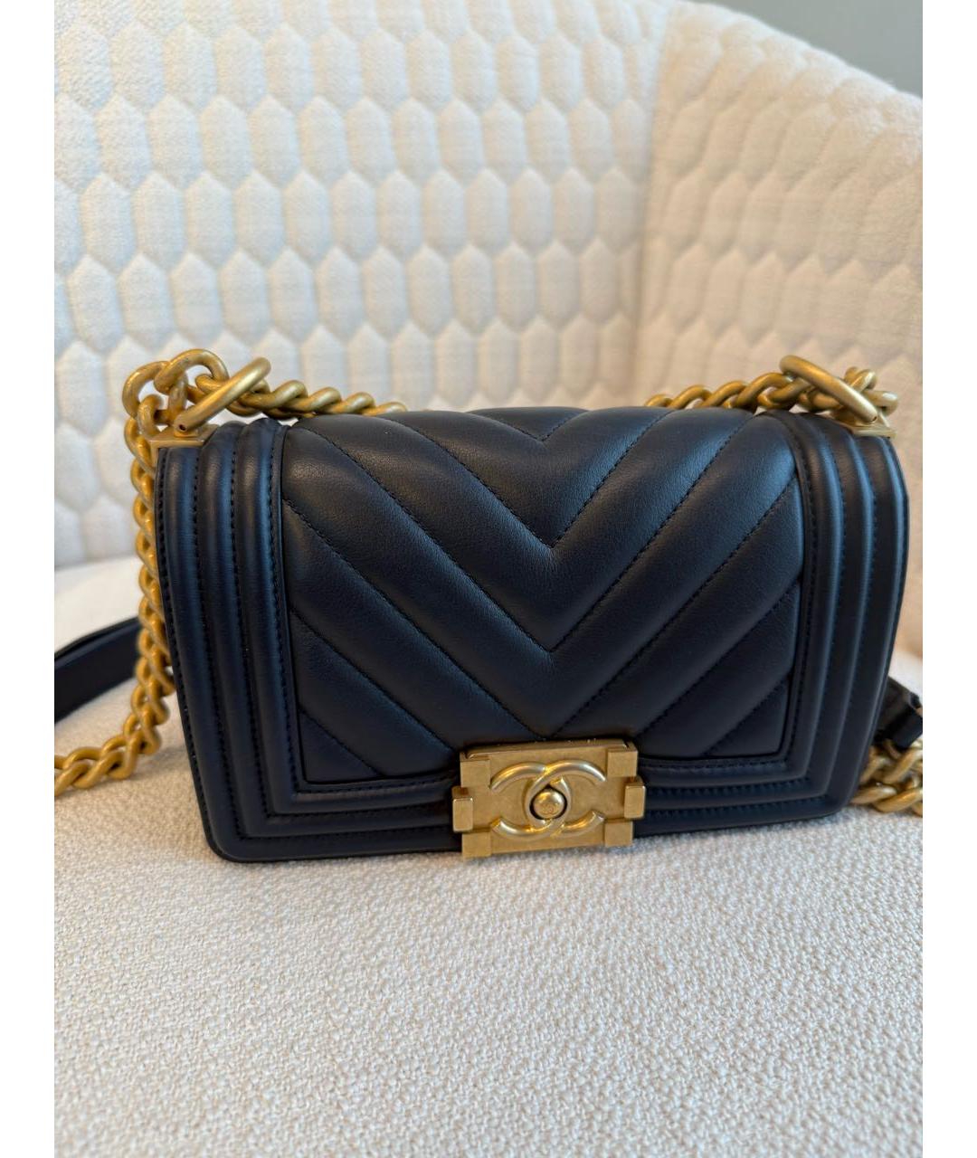CHANEL Темно-синяя кожаная сумка через плечо, фото 7