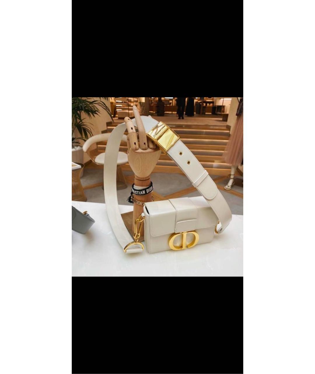 CHRISTIAN DIOR Белая сумка через плечо из лакированной кожи, фото 2