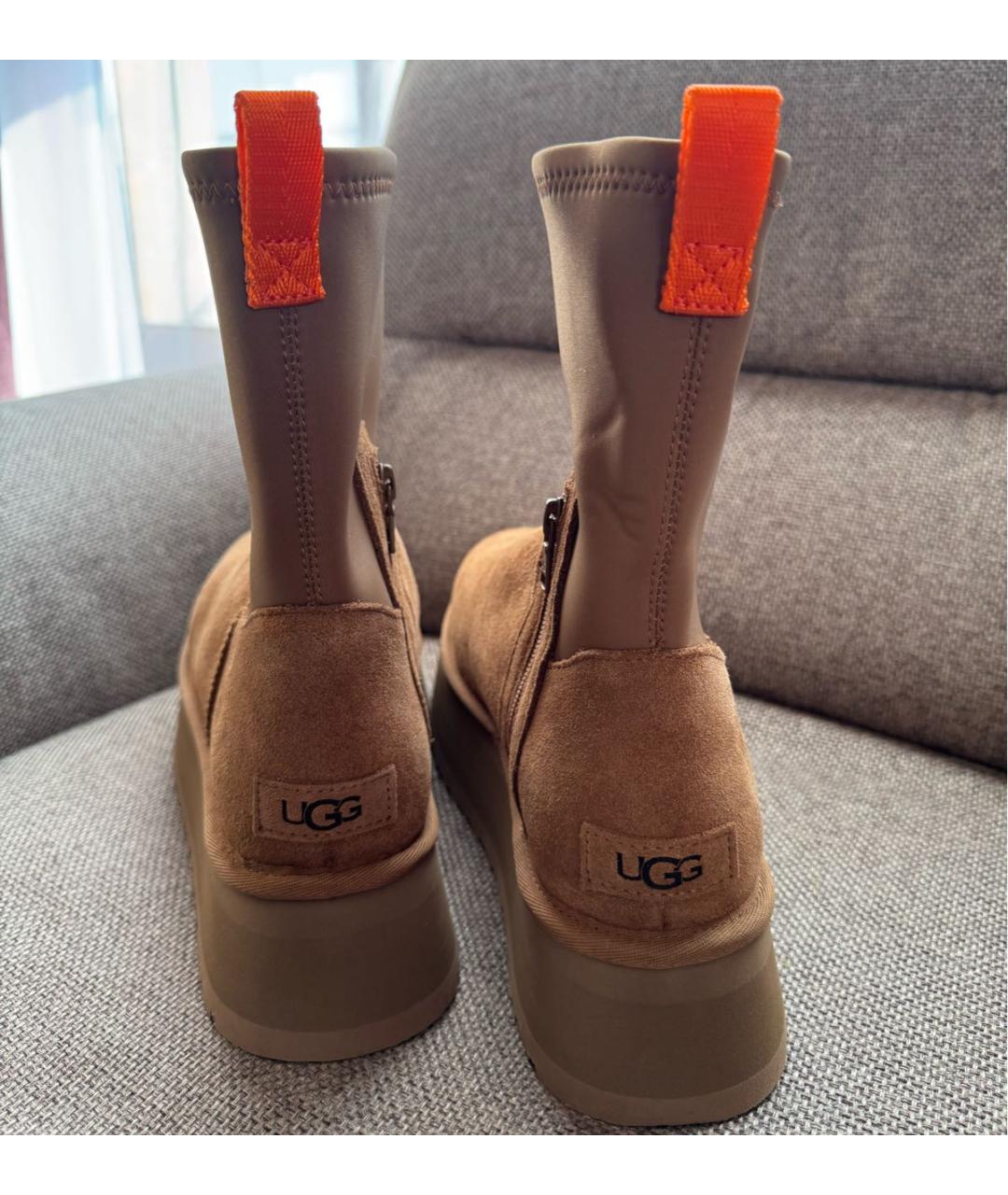 UGG AUSTRALIA Коричневые замшевые ботинки, фото 3