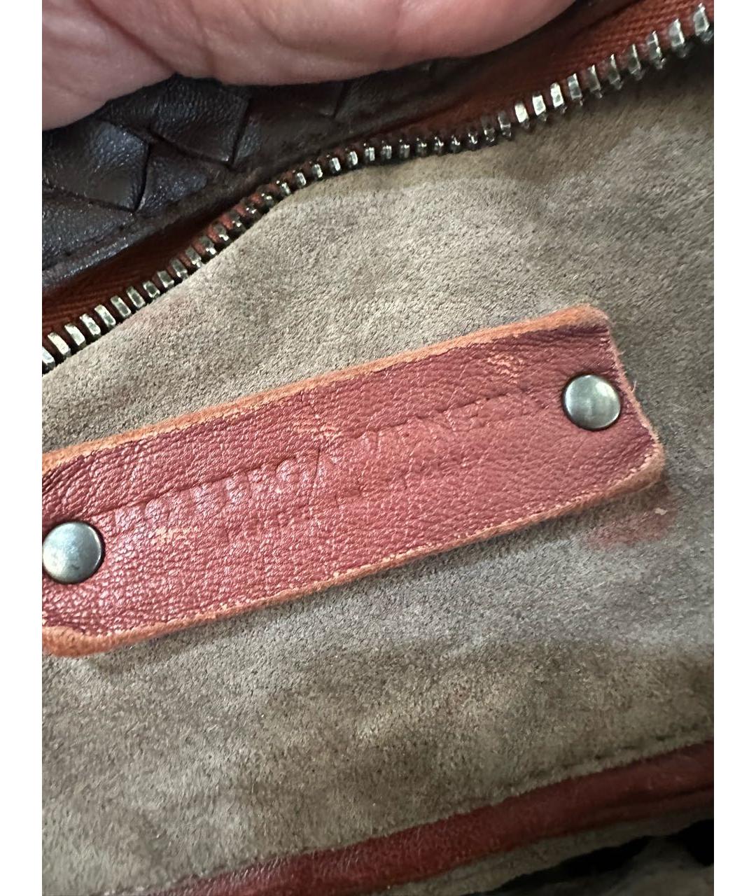 BOTTEGA VENETA Коричневая кожаная сумка с короткими ручками, фото 7