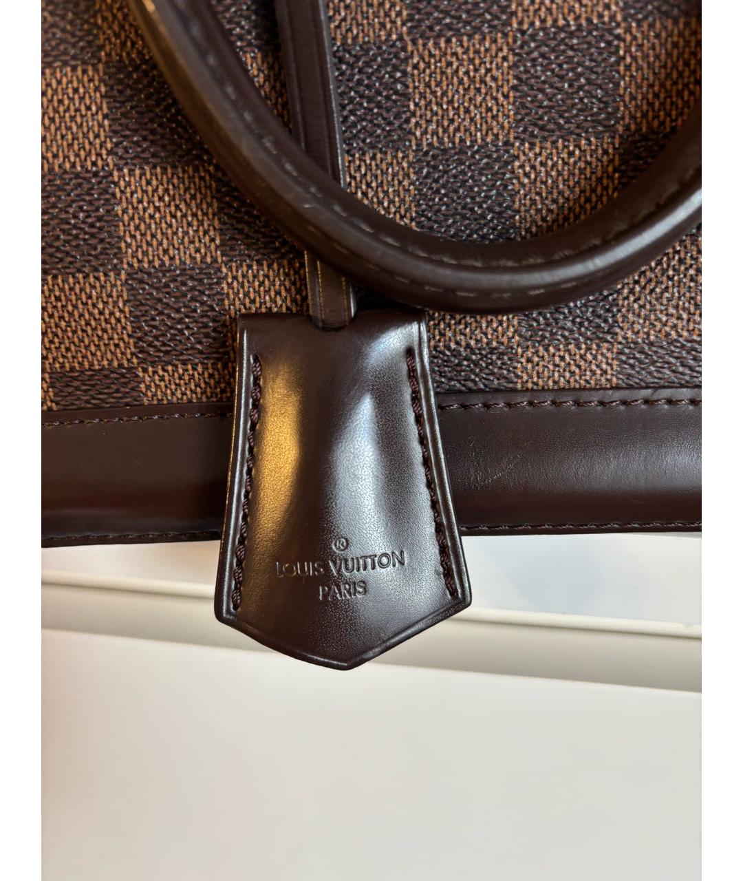 LOUIS VUITTON Коричневая сумка с короткими ручками из искусственной кожи, фото 3