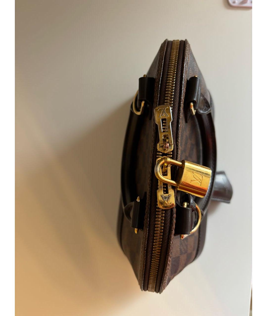 LOUIS VUITTON Коричневая сумка с короткими ручками из искусственной кожи, фото 8