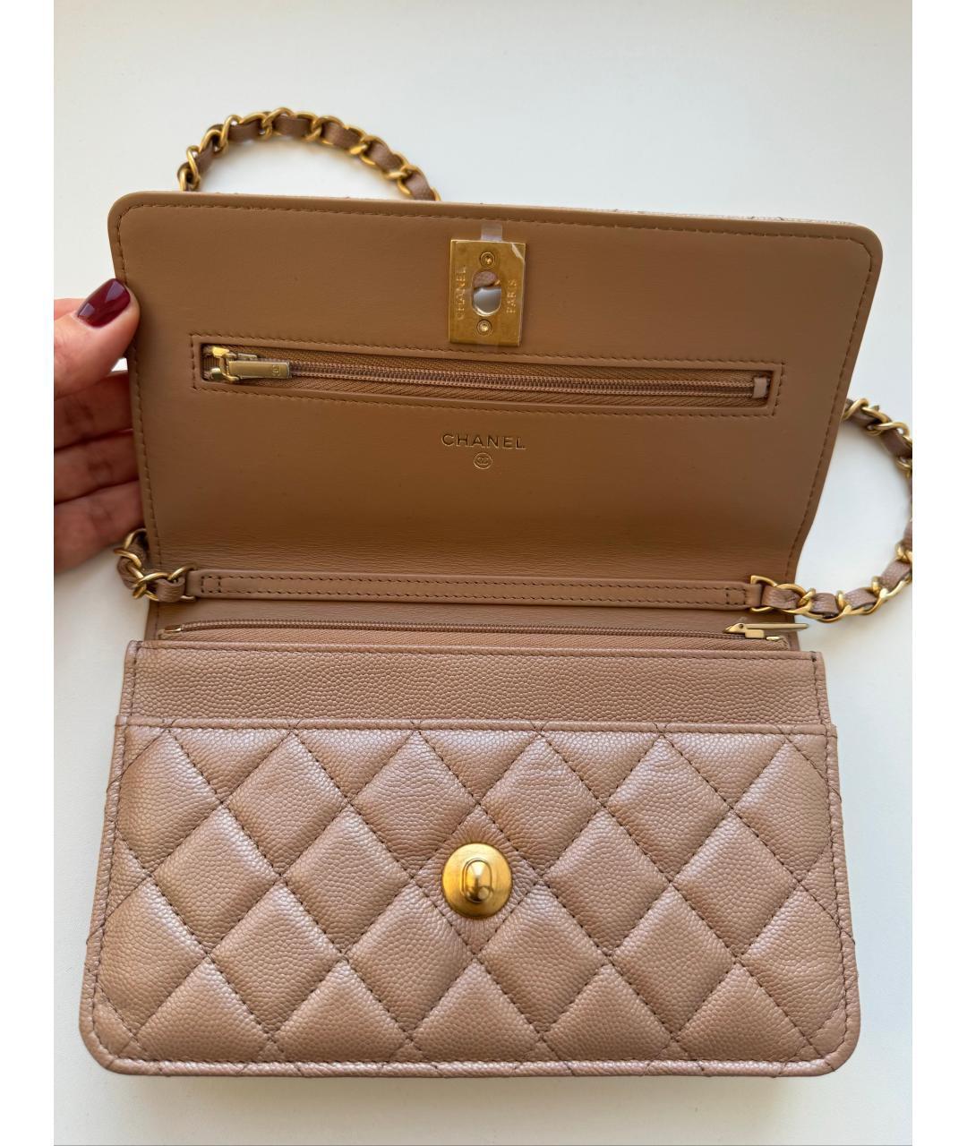 CHANEL Бежевая кожаная сумка через плечо, фото 4