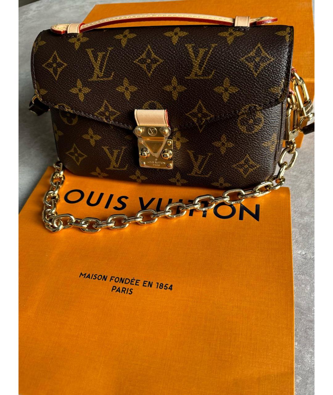 LOUIS VUITTON Коричневая кожаная сумка через плечо, фото 3