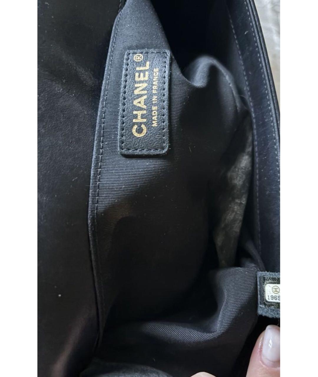 CHANEL Черная кожаная сумка через плечо, фото 4