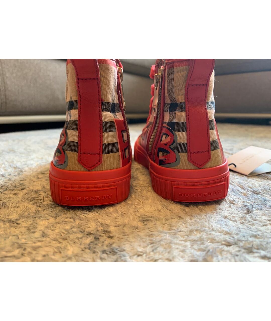 BURBERRY Красные текстильные ботинки, фото 5