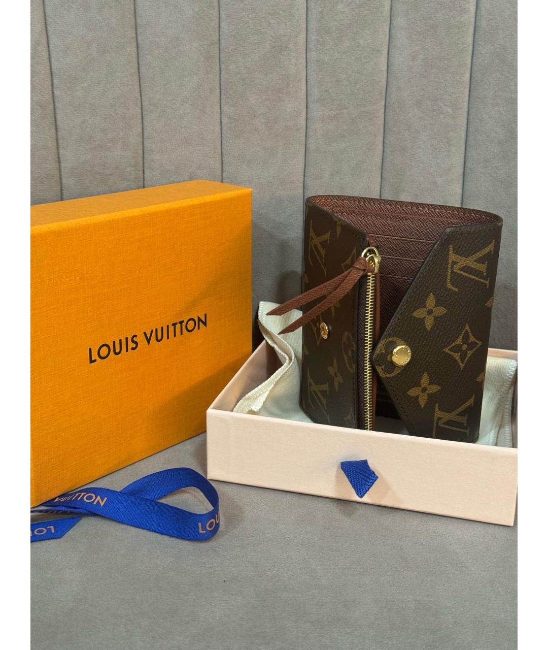 LOUIS VUITTON Бежевый кошелек, фото 2