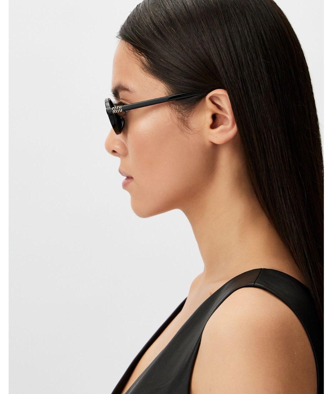 MIU MIU Черные пластиковые солнцезащитные очки, фото 4