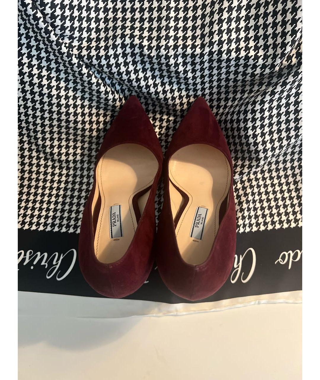 PRADA Бордовые замшевые туфли, фото 3