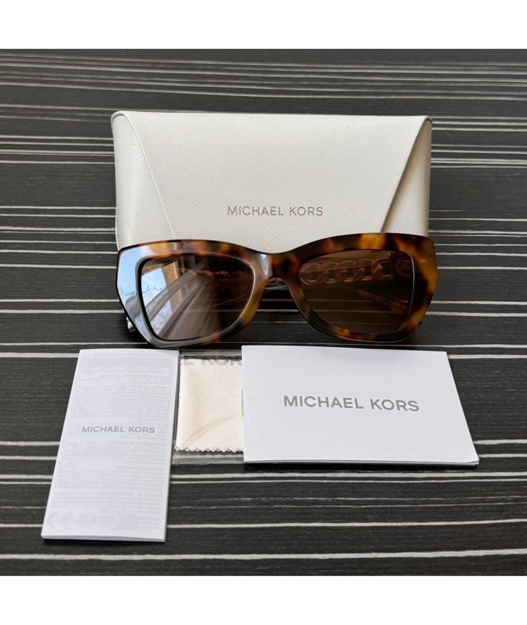 MICHAEL KORS Коричневые пластиковые солнцезащитные очки, фото 5