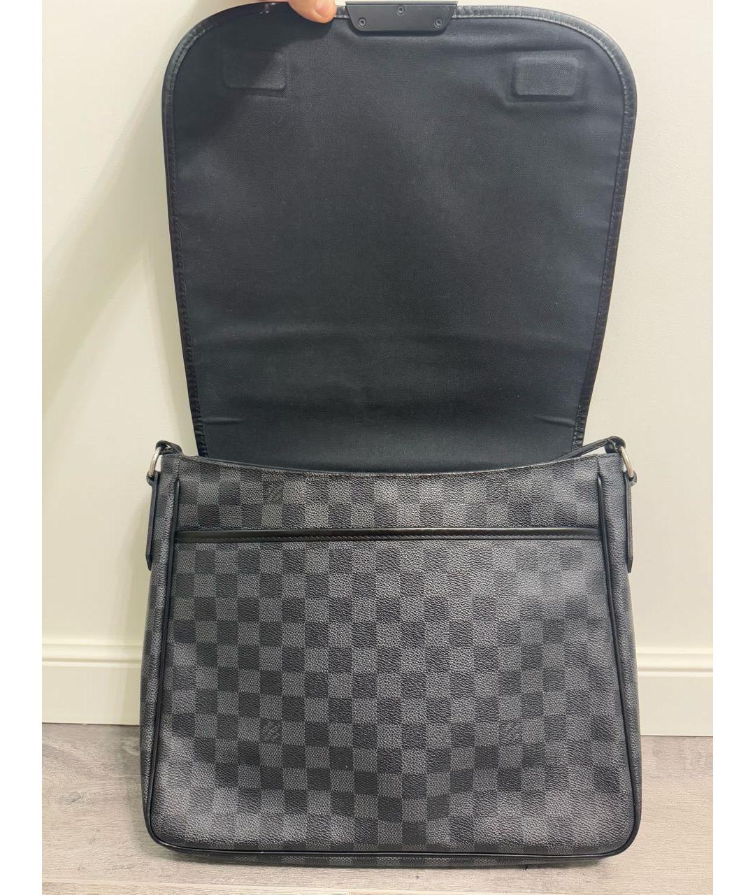 LOUIS VUITTON Черная сумка на плечо, фото 5