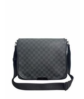 LOUIS VUITTON Сумка на плечо