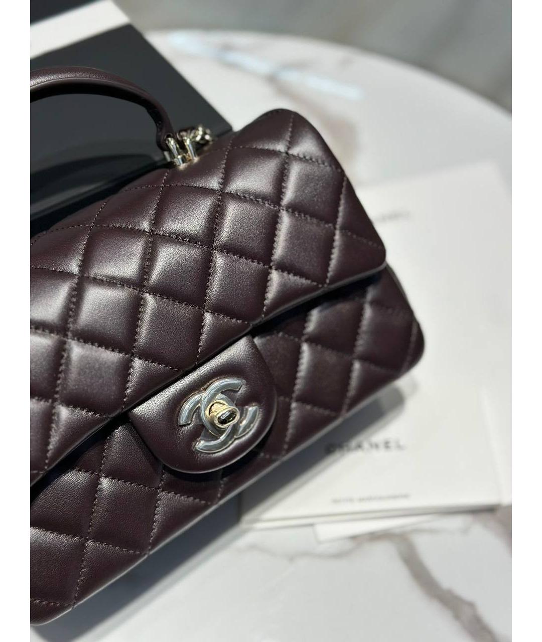 CHANEL Коричневая кожаная сумка с короткими ручками, фото 2