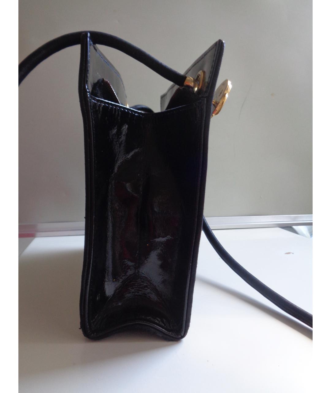 CHANEL Черная сумка через плечо из лакированной кожи, фото 4