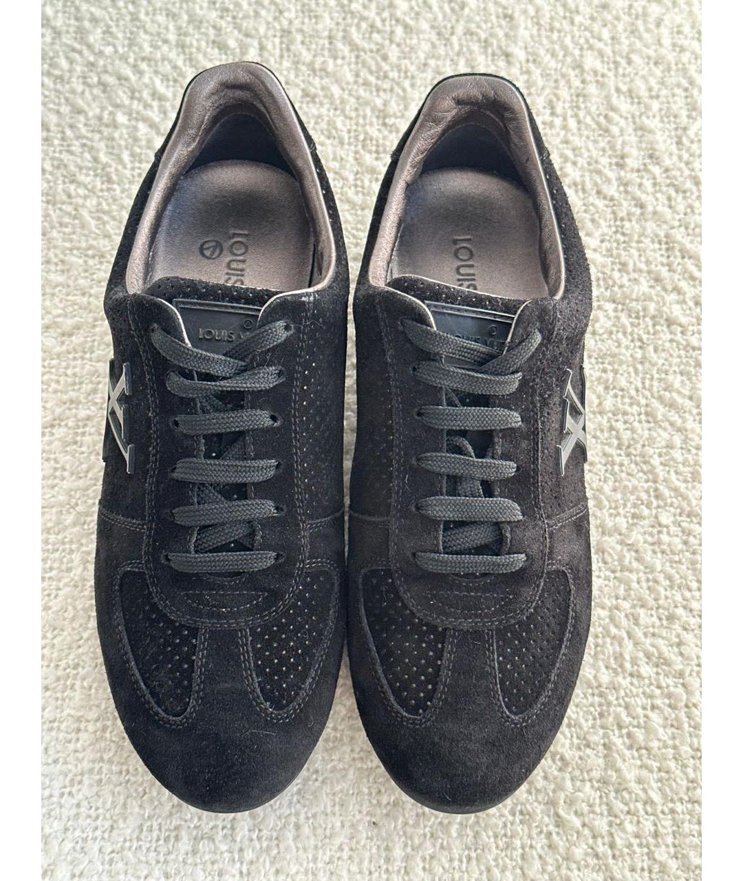 LOUIS VUITTON Черные замшевые кеды, фото 2