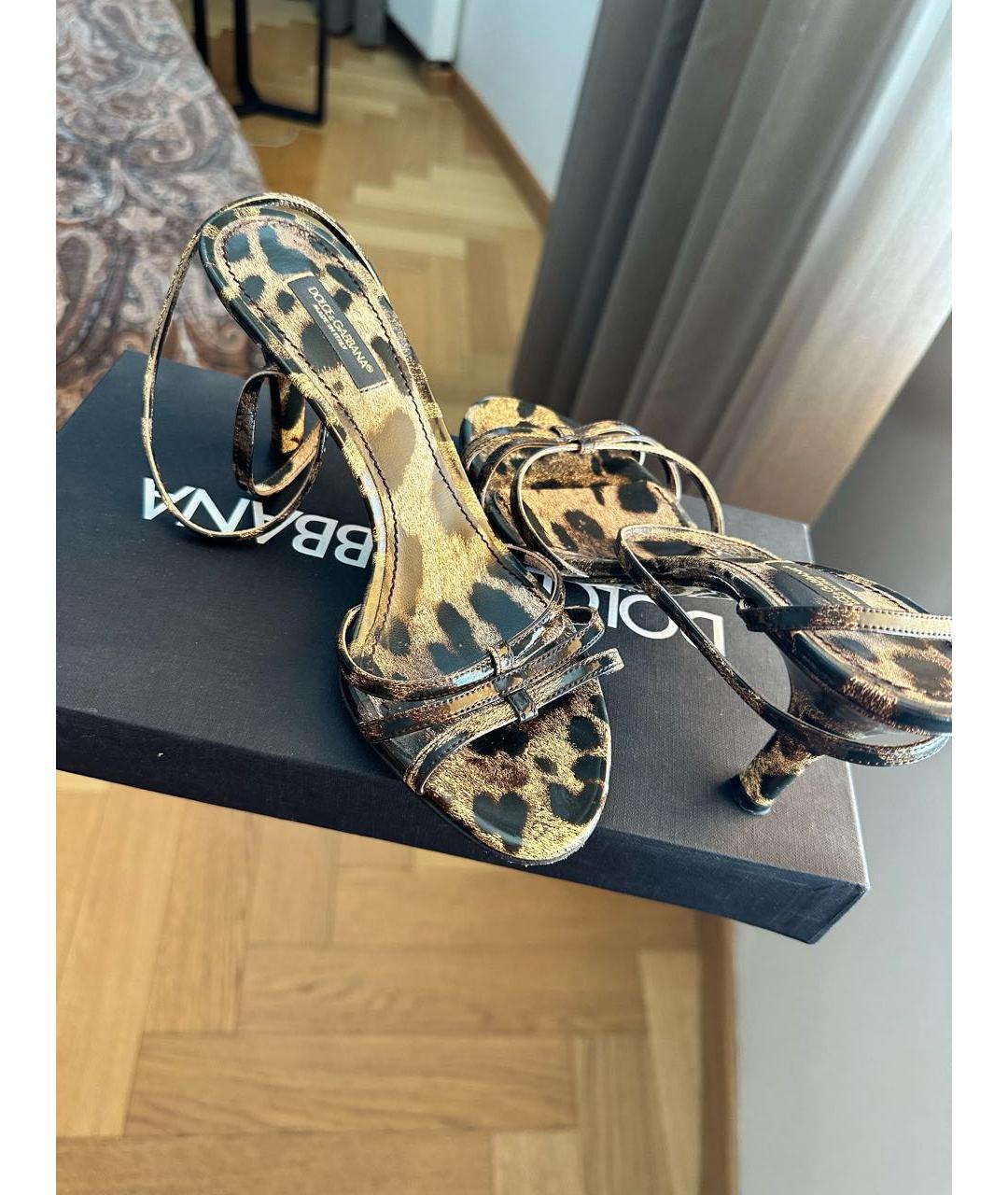 DOLCE&GABBANA Босоножки из лакированной кожи, фото 2