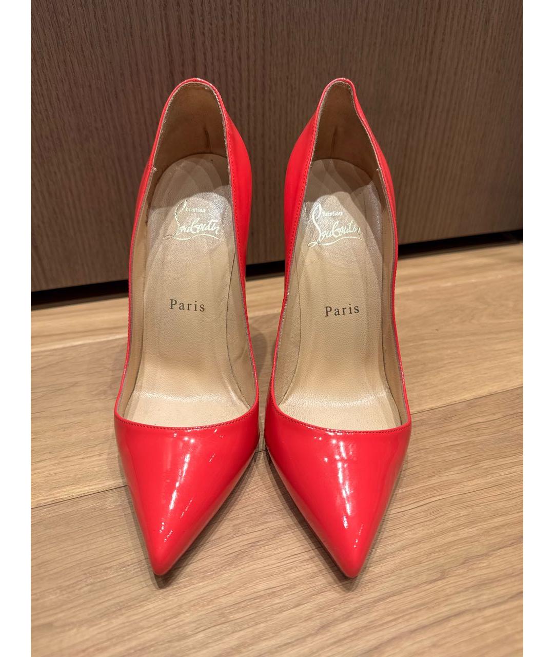 CHRISTIAN LOUBOUTIN Коралловые туфли из лакированной кожи, фото 2