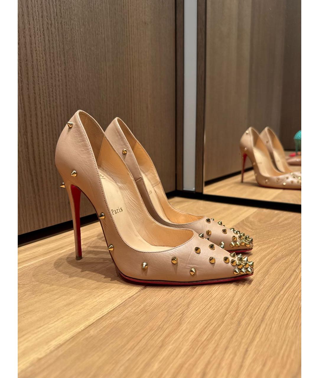 CHRISTIAN LOUBOUTIN Бежевые кожаные туфли, фото 3